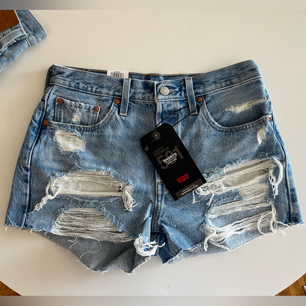 Levi’s 501 Shorts - High Rise